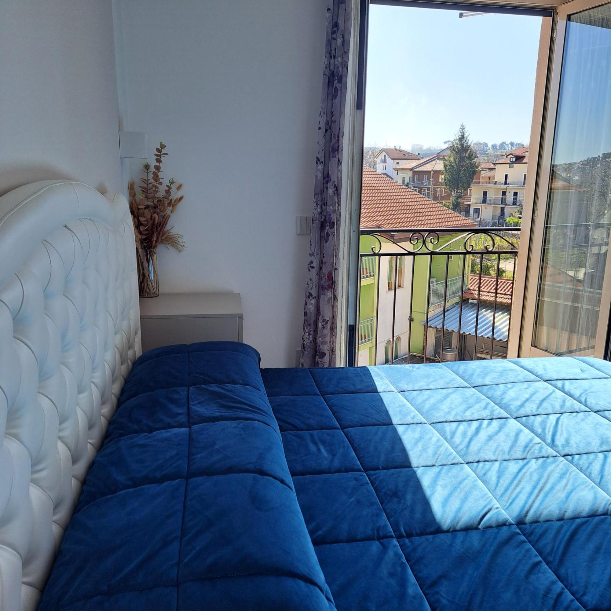 Casa Marilyn Apartment Аджерола Екстериор снимка