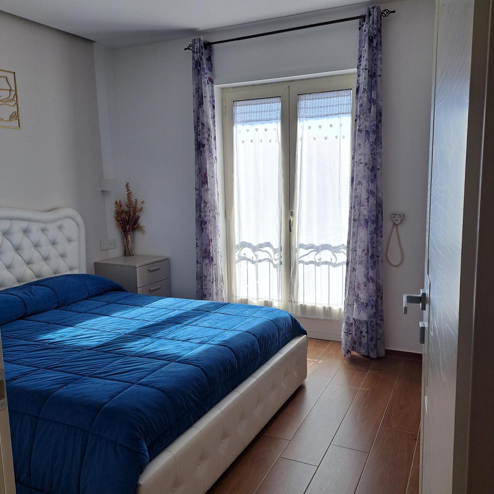 Casa Marilyn Apartment Аджерола Екстериор снимка